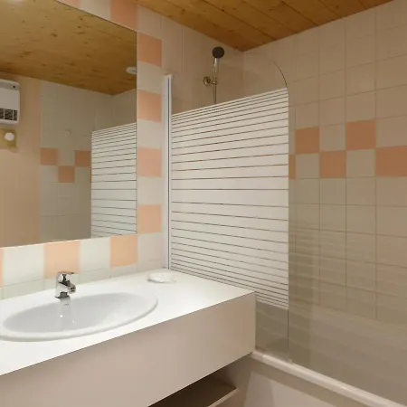 Confortable Au Pied Des Pistes, Balcon, Animaux Admis - Fr-1-181-2562 La Plagne